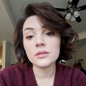 Meet your Posher, Erika